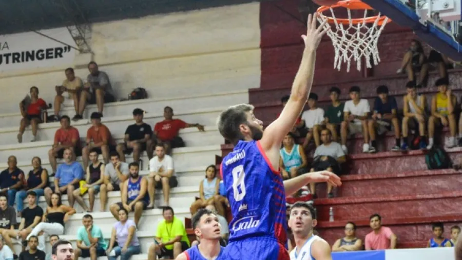 Básquet: Echagüe sufrió una nueva caída en la ruta a manos de Villa San Martín
