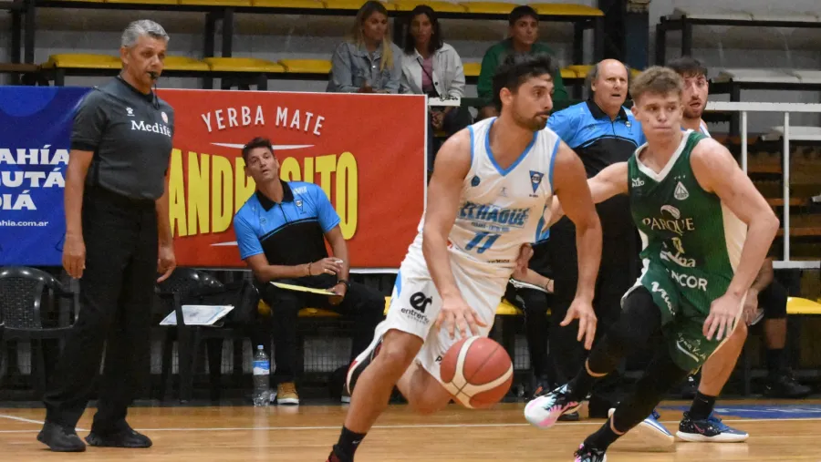 Echagüe cayó ajustadamente con Barrio Parque y este jueves se reencuentra con Atenas