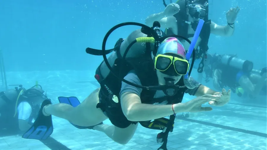 La Escuela de Buzos del CAE desarrollará un Bautismo de Buceo en Diamante