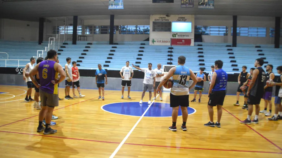 Básquetbol: Echagüe comenzó la pretemporada de Primera y U21
