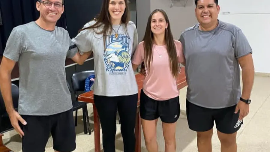 “Fue una experiencia enriquecedora”, expresó Tanya Acosta tras sus disertaciones