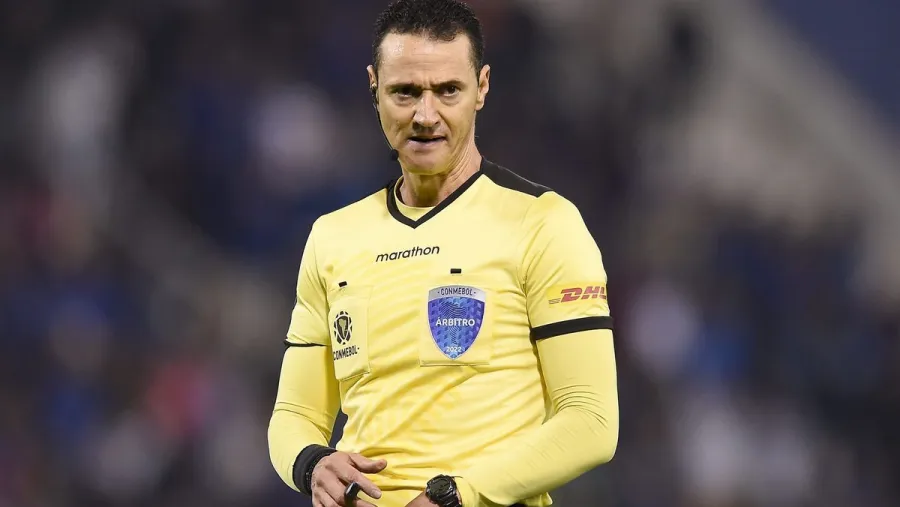Copa Libertadores: Wilmar Roldán dirigirá la primera semifinal entre Boca y Palmeiras