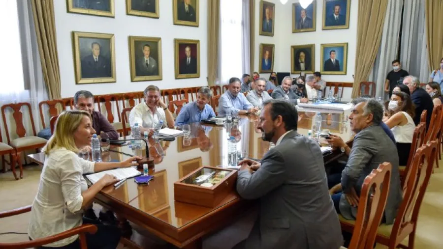 Entre Ríos participará en la elaboración de los pliegos de licitación de la hidrovía Entre Ríos participará en la elaboración de los pliegos de licitación de la hidrovía