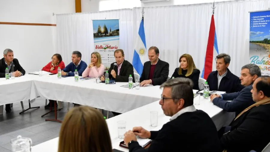 Bordet estuvo en Valle María con su gabinete e intendentes vecinalistas