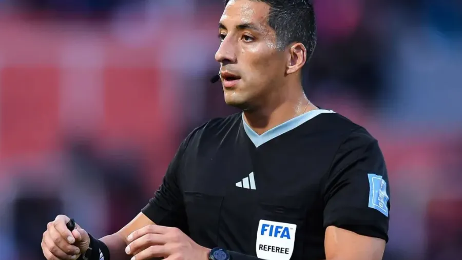 Yael Falcón Pérez dirigirá la Supercopa Argentina entre River y Estudiantes Yael Falcón Pérez dirigirá la Supercopa Argentina entre River y Estudiantes