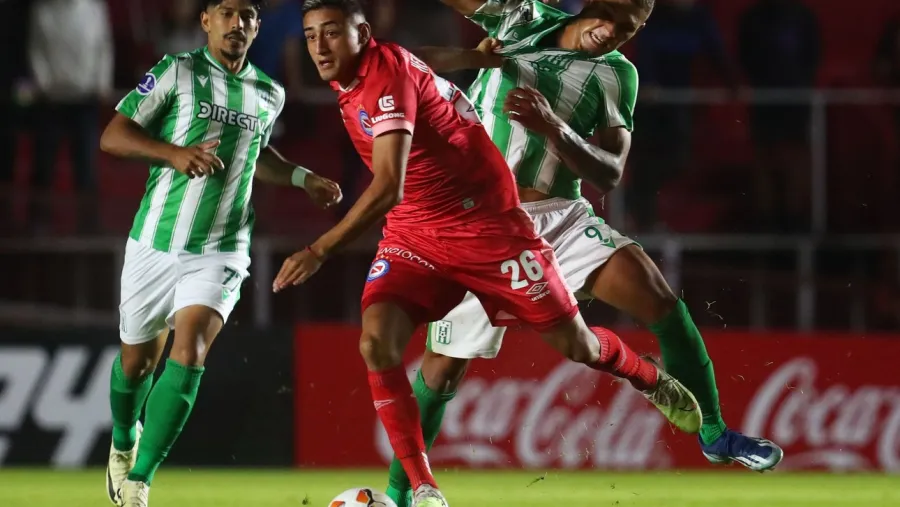 En La Paternal, Argentinos cayó con Racing de Montevideo por la Copa Sudamericana