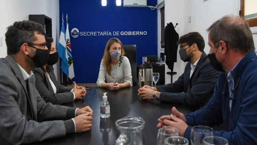 Zoff y Halle con dirigentes de la UCR Paraná