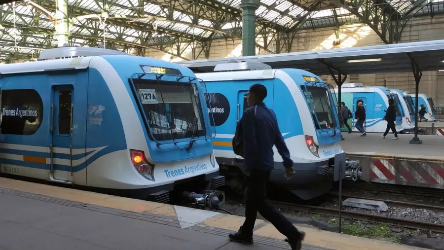 El Ejecutivo frenó la venta de Trenes Argentinos por considerarla "no rentable para el privado" 