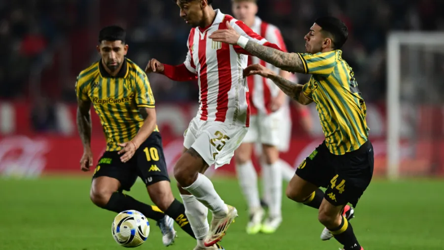 Estudiantes superó a Aldosivi y escaló a la cima de la Zona A