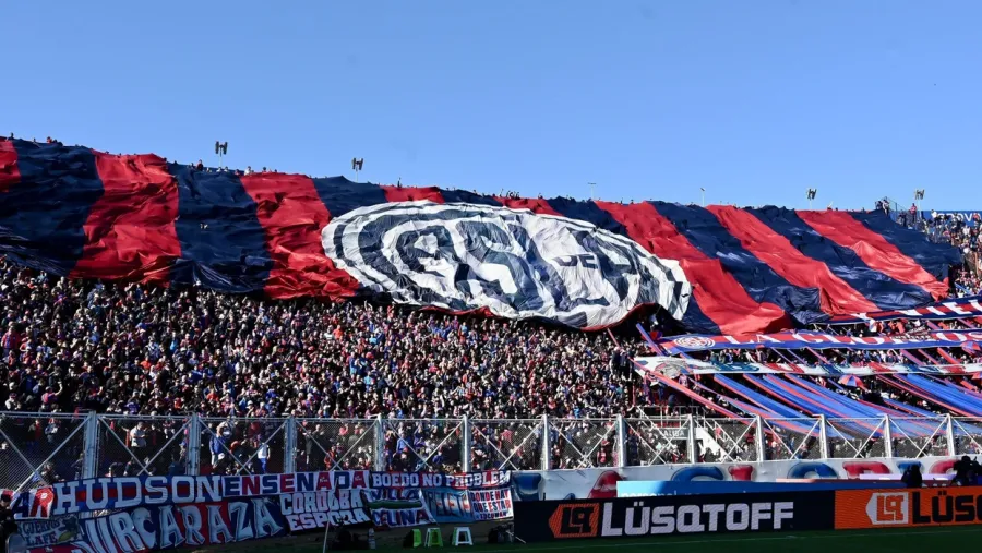 San Lorenzo hinchada