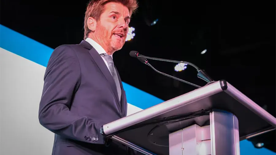 El presidente de la Asociación de Magistrados y Funcionarios de la Justicia Nacional, Andrés Basso, rechazó que la reforma laboral avance sobre el fuero nacional.