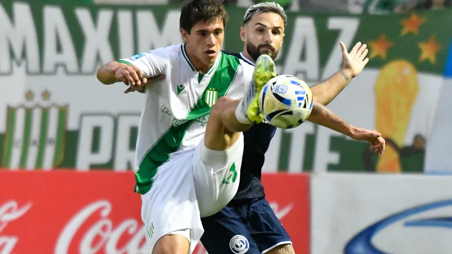 Independiente Rivadavia igualó con Banfield y sacó más ventaja como líder de la Zona B