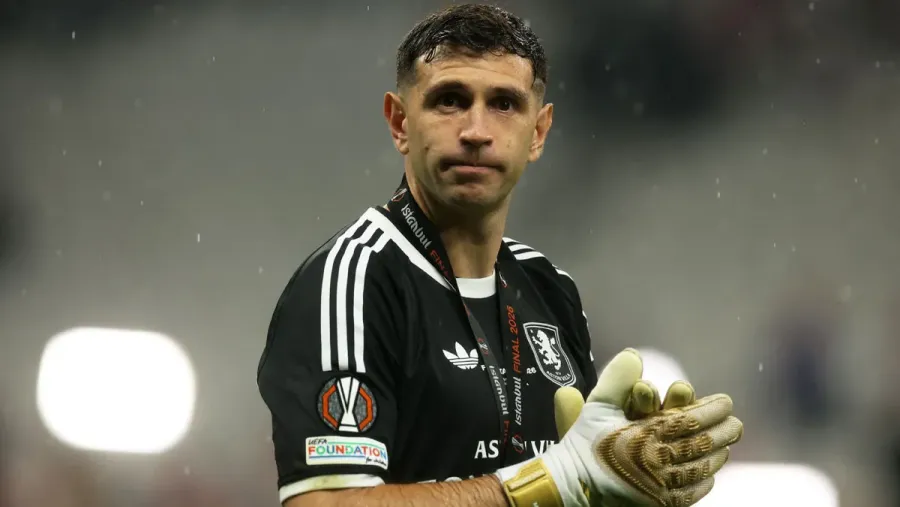 Dibu Martínez