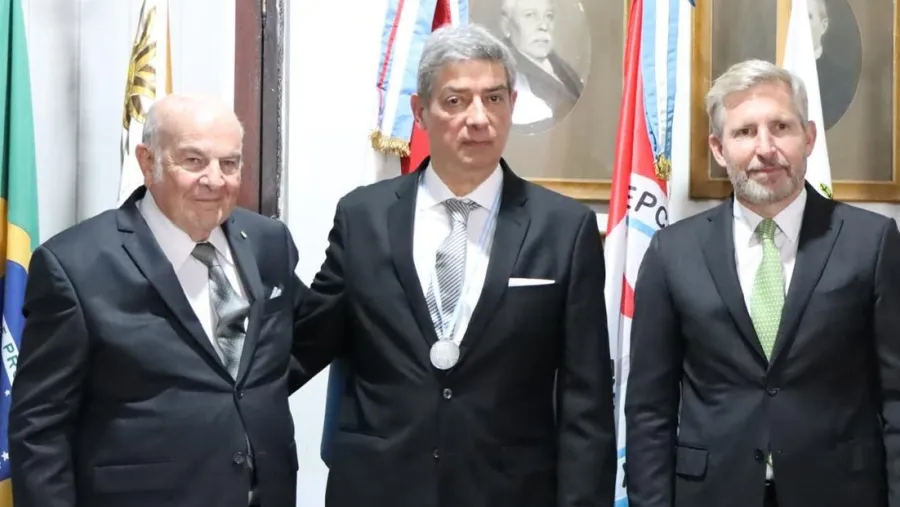Rogelio Frigerio habló en un acto en que la Universidad de Concepción del Uruguay le dio el título honoris causa al presidente de la Corte. 
