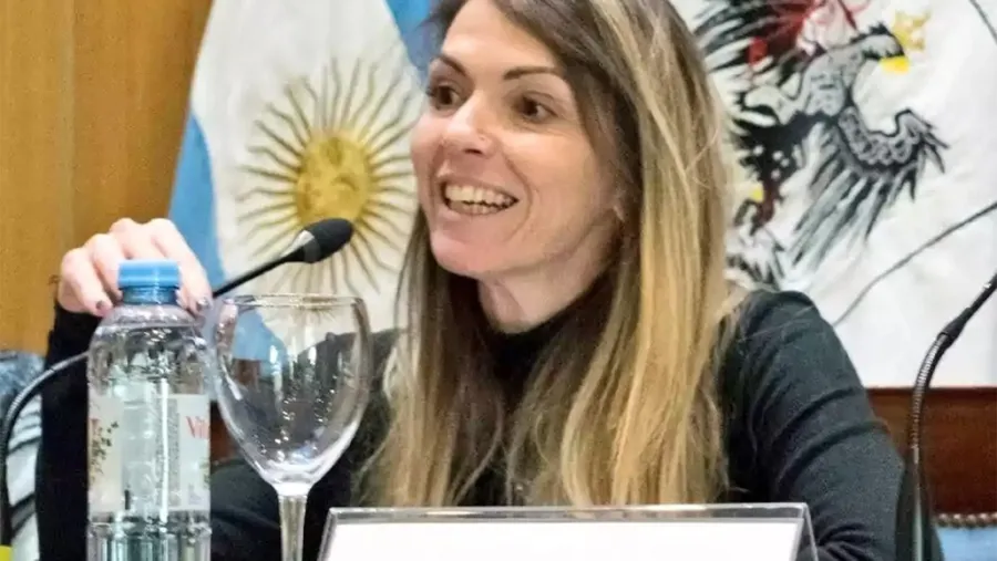 Karina Andrade, jueza que denunció amenazas y campañas de desprestigio por liberar a 114 personas detenidas en protesta.