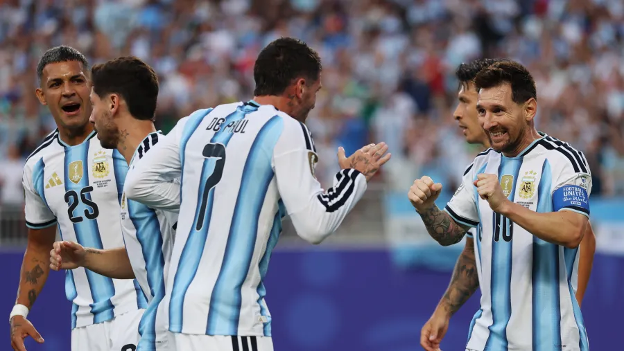 Lionel Messi y Rodrigo De Paul