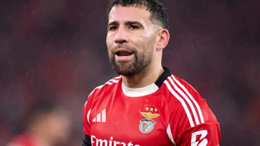 Nicolás Otamendi - Benfica.