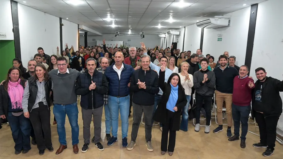 Colonia Avellaneda fue el escenario para el encuentro de casi 300 referentes del peronismo del Departamento Paraná Campaña que se reunieron con Adán Bahl y Guillermo Michel.