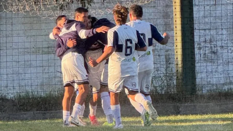 Universitario vs. Atlético Paraná | Liga Paranaense de Fútbol 2026.