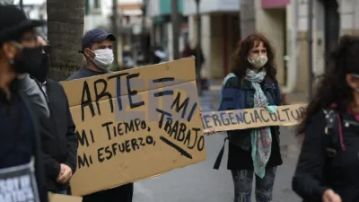 artistas presentaron un documento al municipio con los reclamos del sector