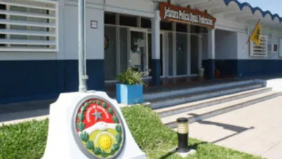 Detención de policías.