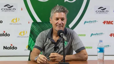 Fútbol: Mario Sciacqua dejó de ser técnico de Sarmiento de Junín