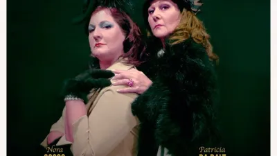 "El misterio del ramo de rosas"