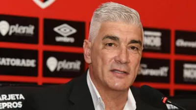 Patronato: Omar De Felippe se tachó de la lista de sucesores de Mario Sciacqua