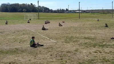 Fútbol: los Preinfantiles sufrieron la falta de árbitros en la Liga Paranaense