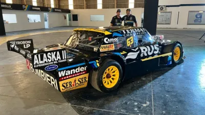 TC: con la presencia del uruguayense "Nico" Bonelli, RUS MED Team presentó sus autos