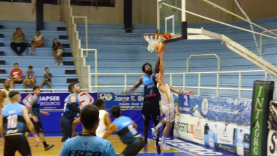 Liga Argentina de Básquet: Echagüe se despertó y le ganó a Jáchal un duelo de necesitados