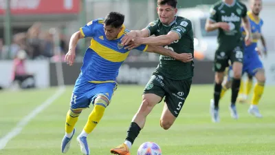 Boca le ganó a Sarmiento de Junín y dio un paso clave en su lucha por el título