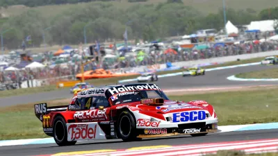 Mariano Werner viajó con dos motoristas a la definición del Turismo Carretera