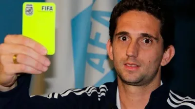Patronato-Banfield: Nicolás Lamolina dirigirá en el Grella; Facundo Tello estará en el VAR
