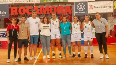 Rocamora homenajeó a medallistas panamericanos en el Julio César Paccagnella