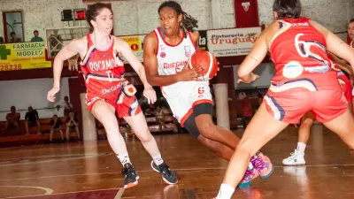 Básquet: las “Leonas” de Ameghino terminaron con la racha positiva de Rocamora