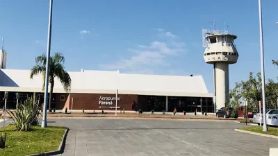 La reanudación del transporte regular aéreo de cabotaje comercial y automotor de pasajeros será durante noviembre, y el gobierno provincial está coordinando las acciones en materia sanitaria y de controles.