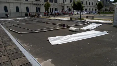 Agmer instaló una carpa frente a Casa de Gobierno hasta alcanzar acuerdo salarial