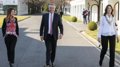 El Presidente junto a la titular de ANSES y la ministra de Hábitat