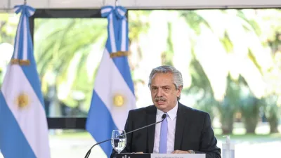 Alberto Fernández cuando realizó el anuncio desde la Quinta de Olivos sobre la nueva cuarentena que regirá en el país.