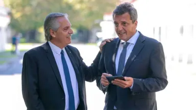 La foto con que, el jueves, el Presidente y el ministro intentaron calmar los mercados.