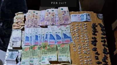 En los procedimientos se pudo secuestrar drogas, dinero en efectivo, rodados, armas y hay una persona detenida y varias identificadas.