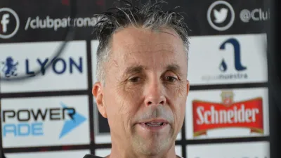 Álvarez: “Patronato me ofreció continuar y estoy buscando la forma de viajar a Paraná"