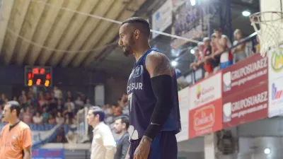 Álvarez 