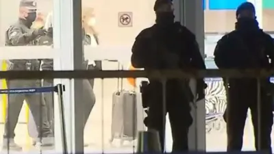 La movilización de la PSA en Ezeiza fue en relación a un avión de la línea Aeroméxico, que arribó al país cerca de las 22:30 de anoche.