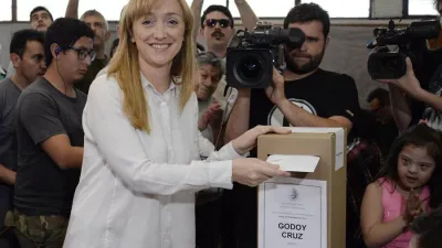 La candidata kirchnerista del frente Elegí Mendoza aseguró que la diferencia a favor de Rodolfo Suárez es “irremontable”.