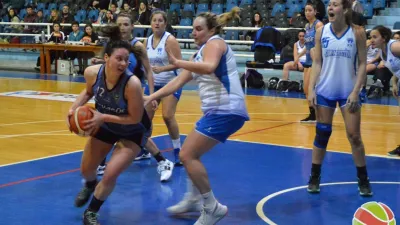 Básquet: con triunfos de Rowing y Echagüe continuó la acción en el Dos Orillas Femenino