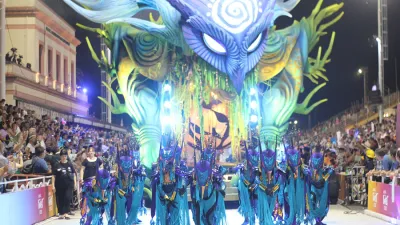 Kamarr (Club Sirio Libanés) inaugurará la séptima noche del Carnaval del País.