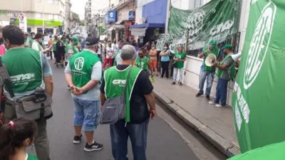 ATE se movilizó a la Secretaría de Trabajo en reclamo de paritarias