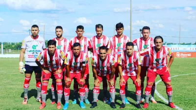 Fútbol: Atlético Paraná aplastó a Belgrano para adueñarse de la Copa de la Liga Paranaense